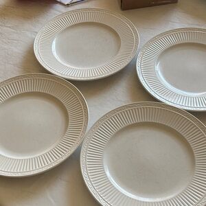 Mikasa Italian Countryside Dinner Plates - Set of 4